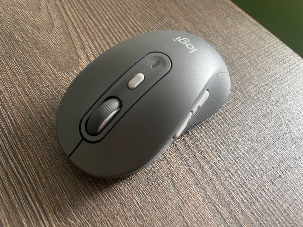 logitech-signature-slim-combo-mk950-techgear-review-1.jpg logitech-signature-slim-combo-mk950-techgear-review-1.jpg