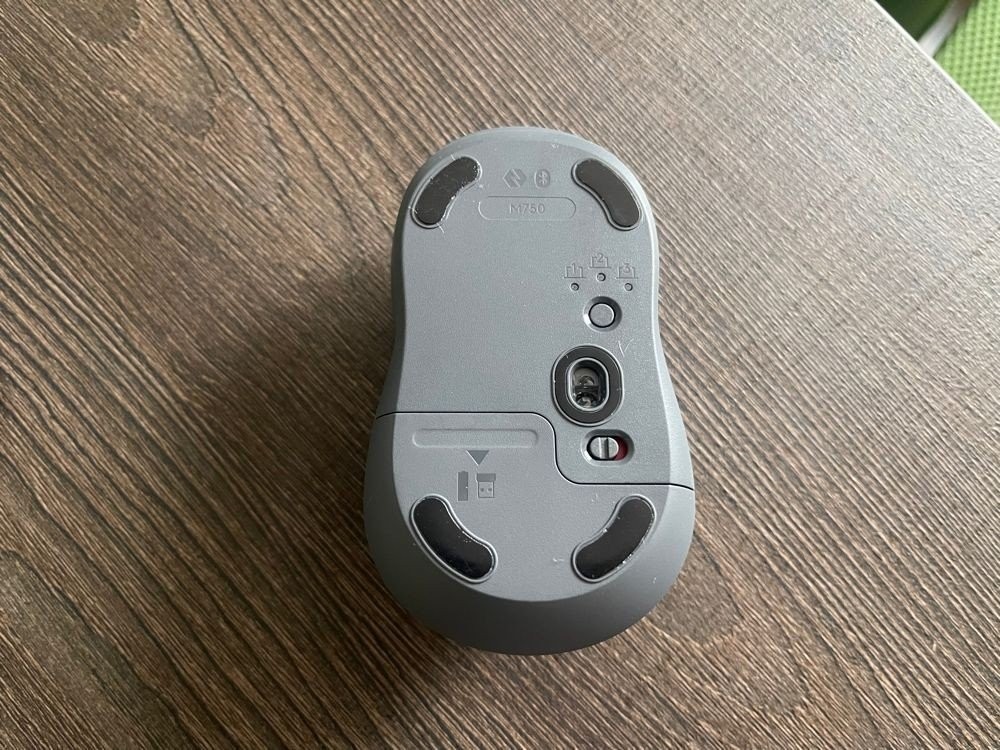 logitech-signature-slim-combo-mk950-techgear-review-2.jpg logitech-signature-slim-combo-mk950-techgear-review-2.jpg