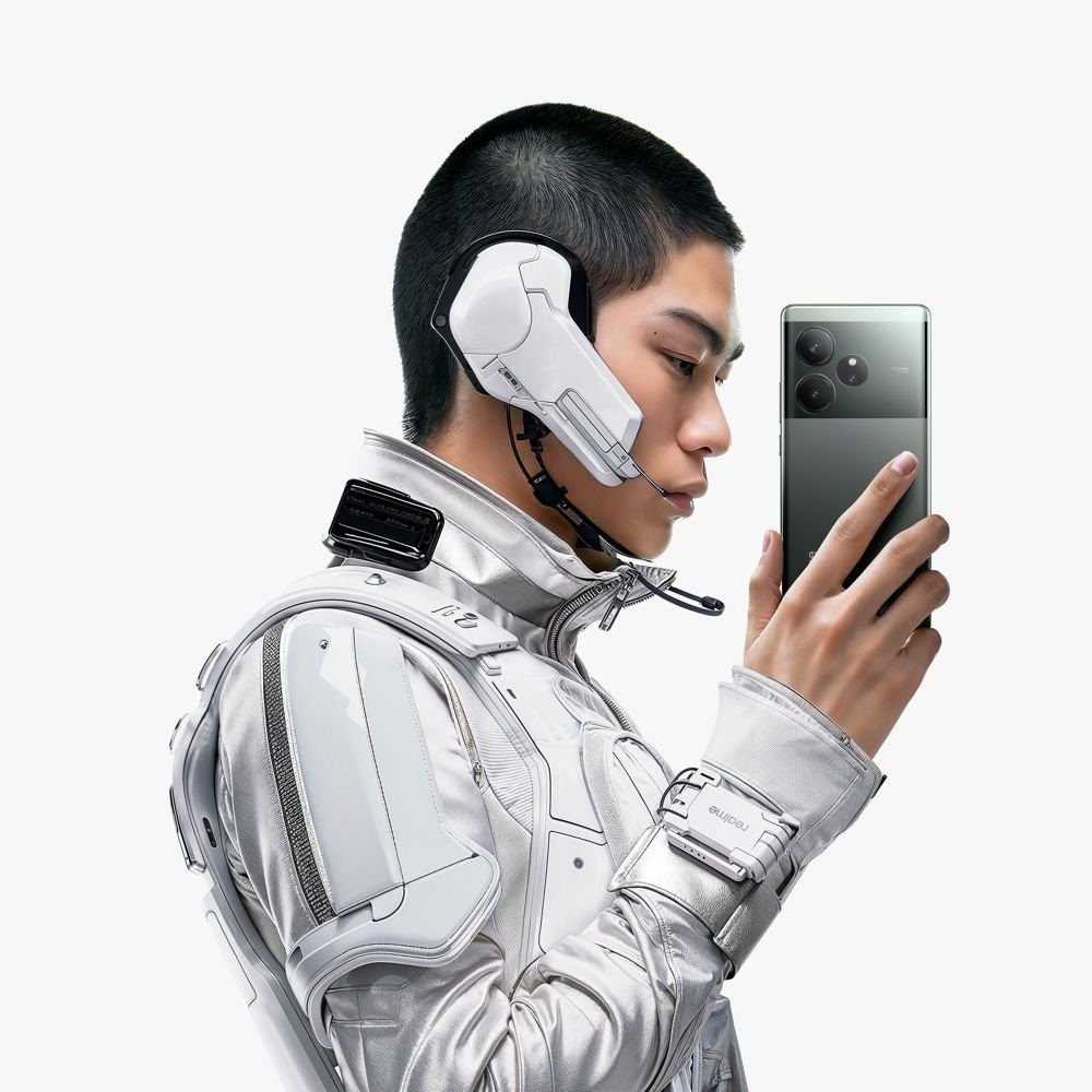 realme-gt-6-2.jpg realme-gt-6-2.jpg