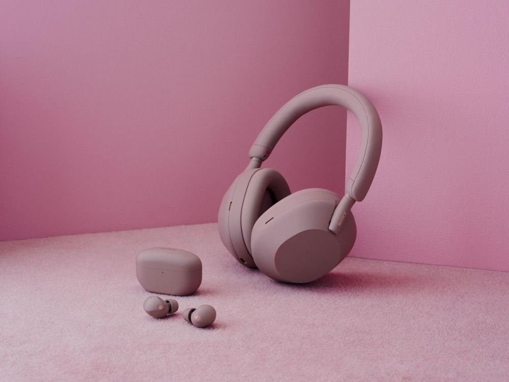 sony-smoky-pink-2.jpg sony-smoky-pink-2.jpg