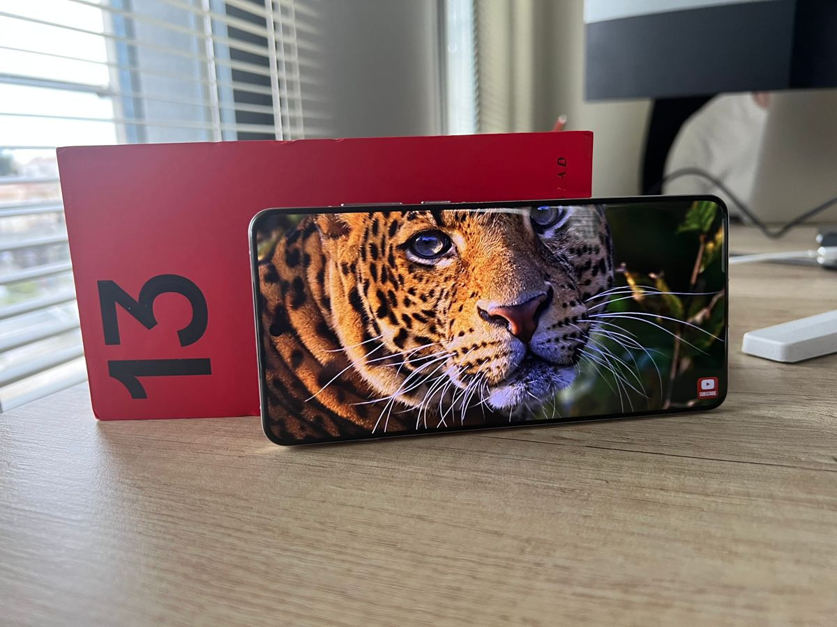 oneplus-13-techgear-review-1.jpg