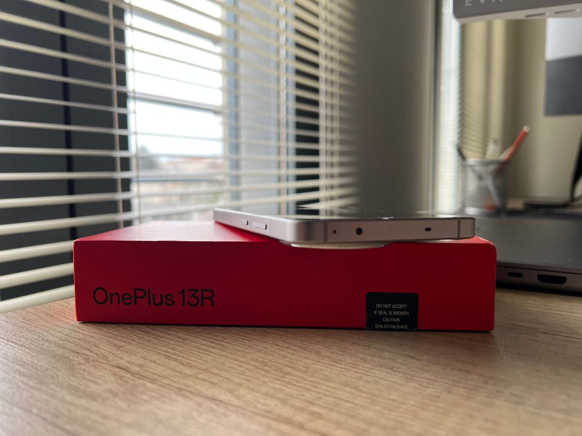 oneplus-13r-techgear-review-6.jpg