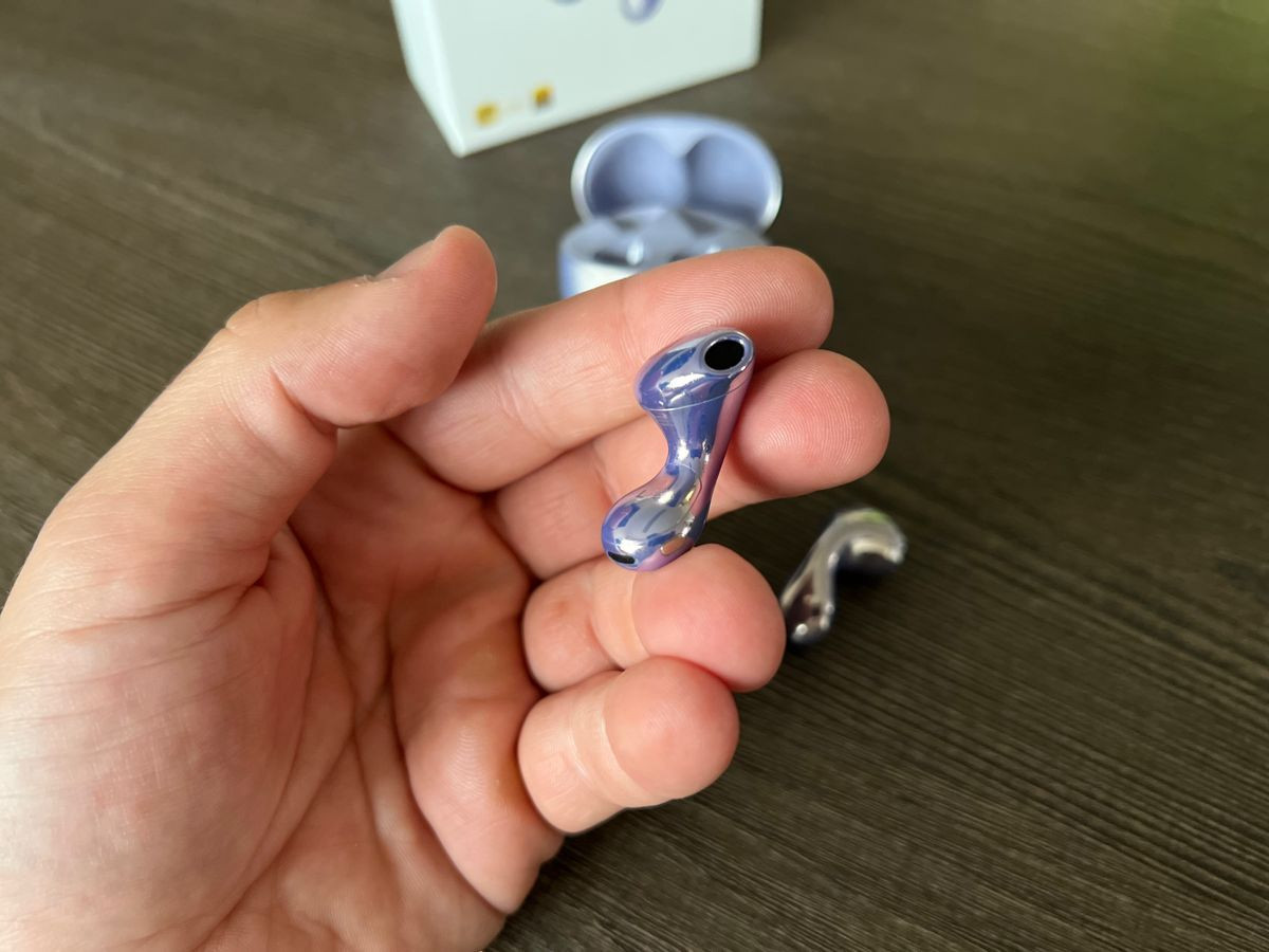 huawei-freebuds-6-techgear-review-1.jpg huawei-freebuds-6-techgear-review-1.jpg