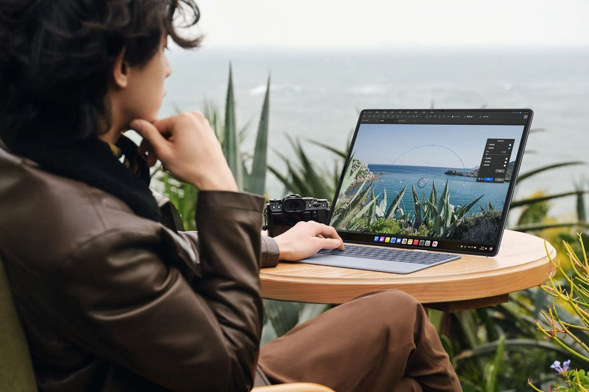huawei-matebook-fold-2.jpg huawei-matebook-fold-2.jpg