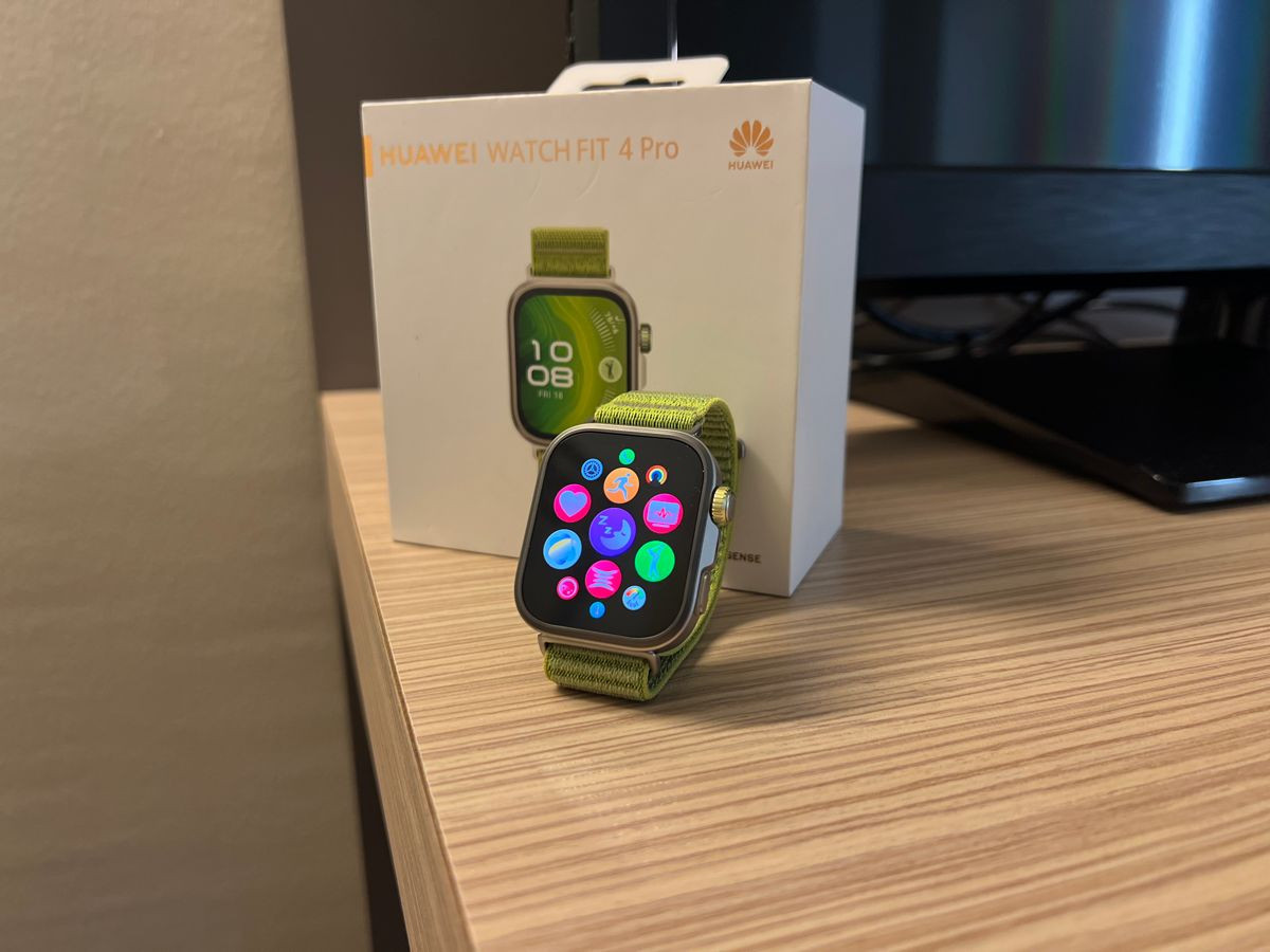 huawei-watch-fit-4-pro-techgear-review-1.jpg huawei-watch-fit-4-pro-techgear-review-1.jpg