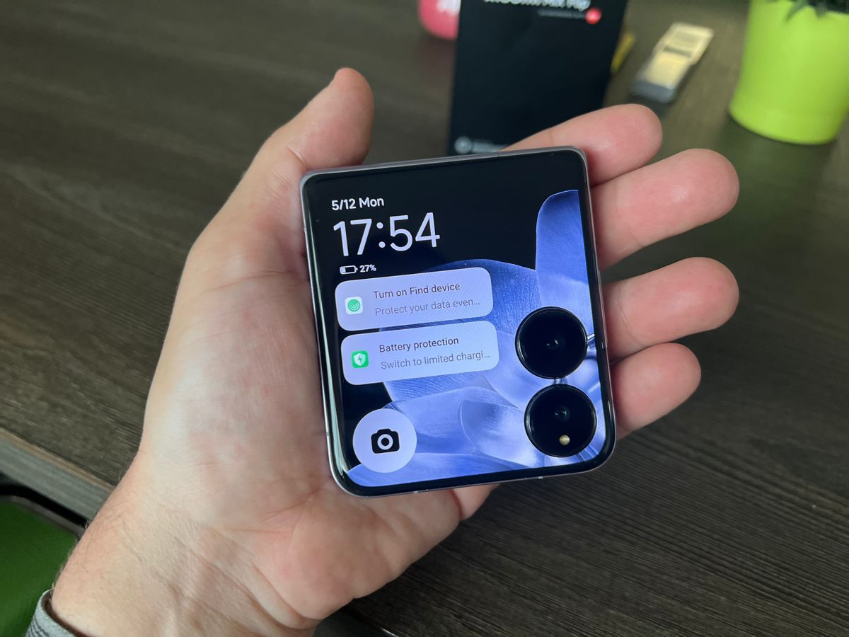 xiaomi-mix-flip-techgear-review-5.jpg xiaomi-mix-flip-techgear-review-5.jpg