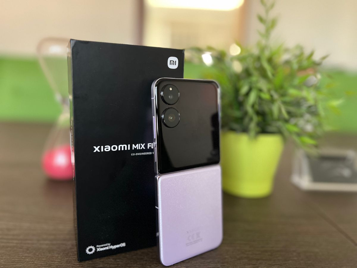 xiaomi-mix-flip-techgear-review-7.jpg xiaomi-mix-flip-techgear-review-7.jpg