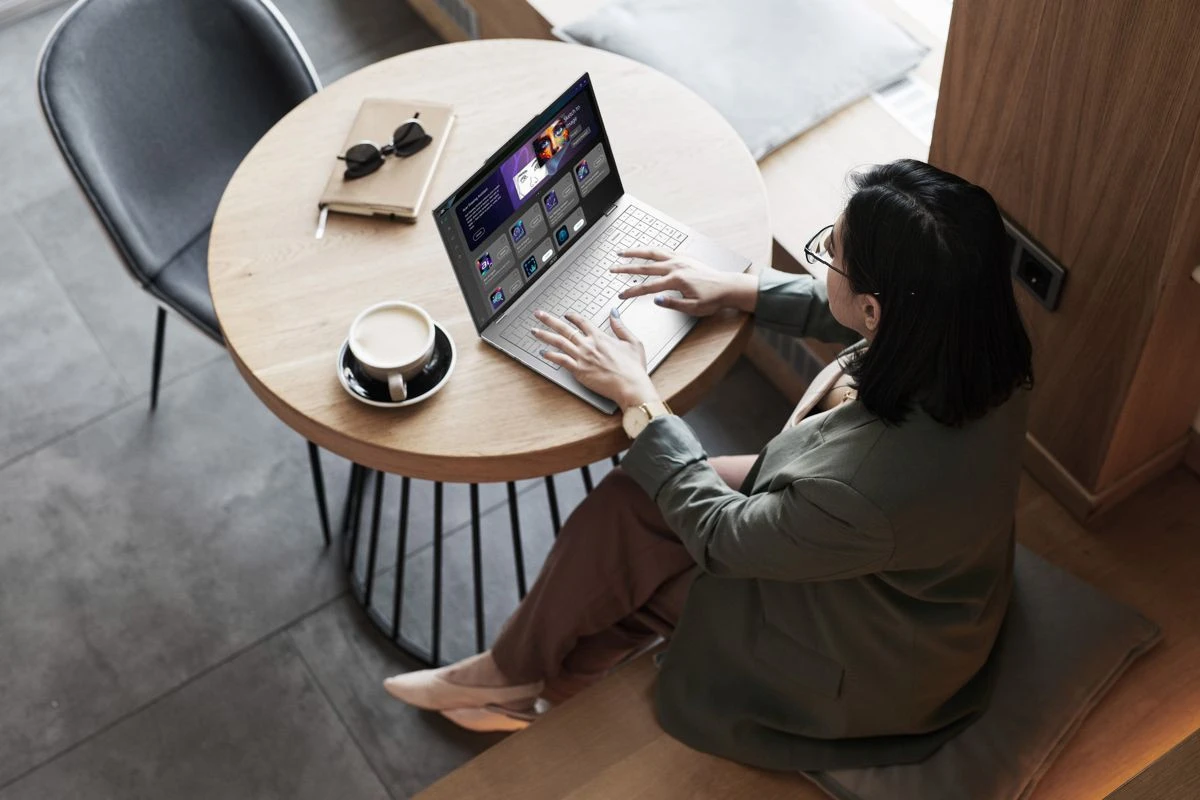 acer-swift-air-16-sa16-61m-lifestyle-02.jpg acer-swift-air-16-sa16-61m-lifestyle-02.jpg
