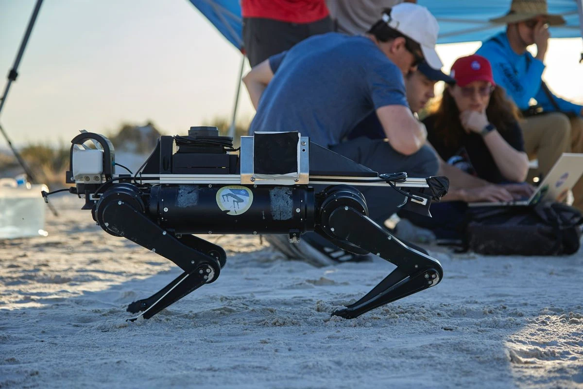 nasa-4-legged-lassie-robot-1.jpg nasa-4-legged-lassie-robot-1.jpg