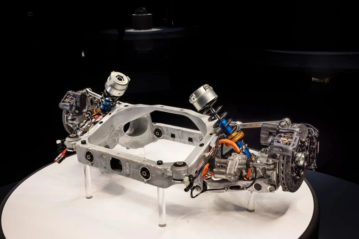 ferrari-elettrica-3.jpg ferrari-elettrica-3.jpg