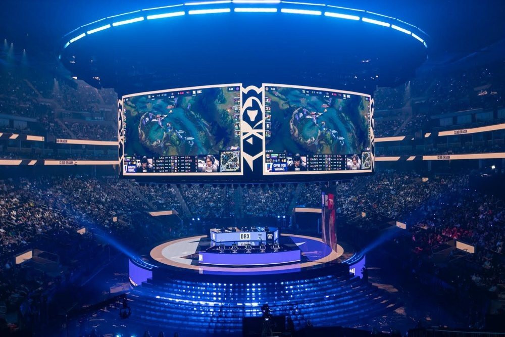 League of Legends: Περισσότεροι από 5.1 εκατ. θεατές παρακολούθησαν τον τελικό! League of Legends: Περισσότεροι από 5.1 εκατ. θεατές παρακολούθησαν τον τελικό!
