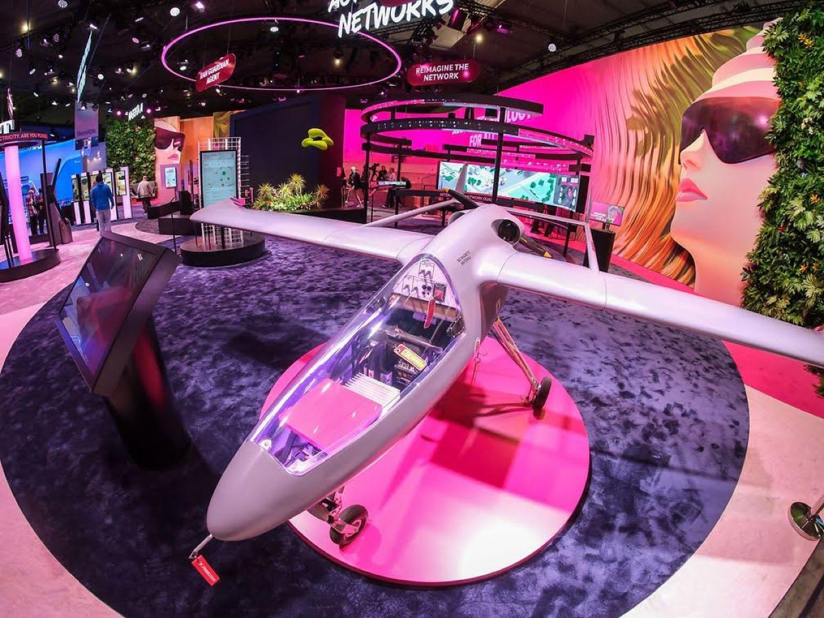 MWC 2025: Η Telekom παρουσιάζει τεχνολογικές καινοτομίες και διαμορφώνει την τεχνολογία για όλους MWC 2025: Η Telekom παρουσιάζει τεχνολογικές καινοτομίες και διαμορφώνει την τεχνολογία για όλους