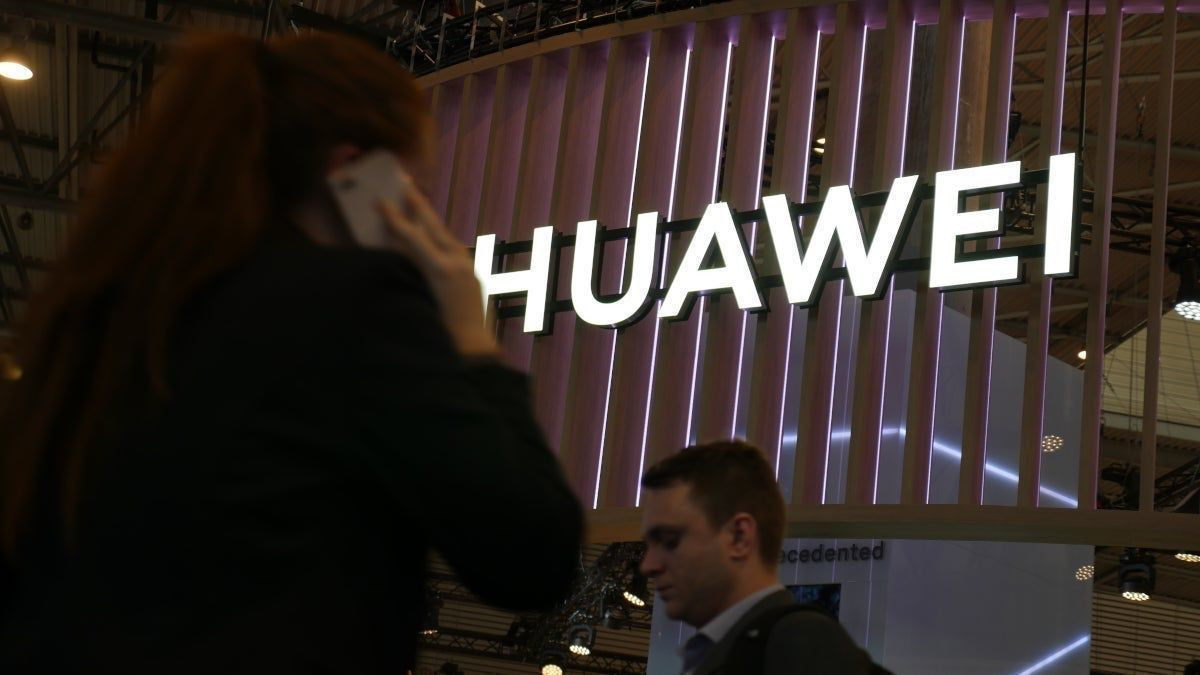 Αναφορά: Η Huawei φαίνεται ότι ετοιμάζει mega factory για την ανάπτυξη AI επεξεργαστών στην Κίνα! Αναφορά: Η Huawei φαίνεται ότι ετοιμάζει mega factory για την ανάπτυξη AI επεξεργαστών στην Κίνα!