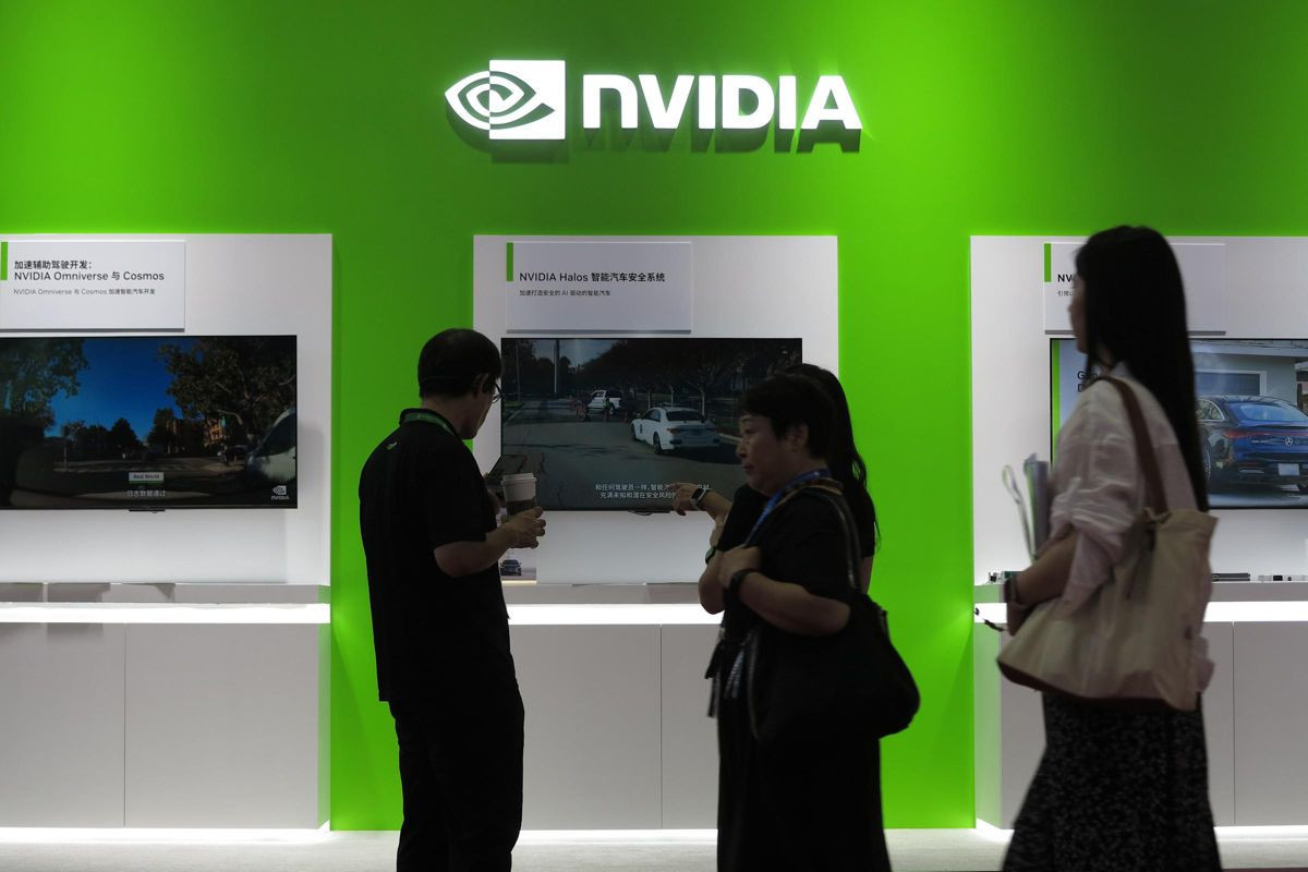 Η NVIDIA ετοιμάζει νέο AI chip για την Κίνα, ακόμα πιο ισχυρό από το H20 Η NVIDIA ετοιμάζει νέο AI chip για την Κίνα, ακόμα πιο ισχυρό από το H20