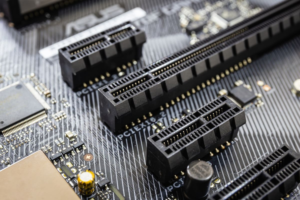 PCIe 8.0: Έρχεται με διπλάσια ταχύτητα και βλέπει το μέλλον των data centers