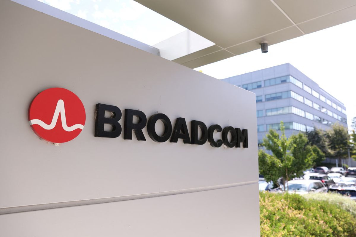 Wi-Fi 8: Επίσημα τα πρώτα chipsets από τη Broadcom για AI και edge computing Wi-Fi 8: Επίσημα τα πρώτα chipsets από τη Broadcom για AI και edge computing