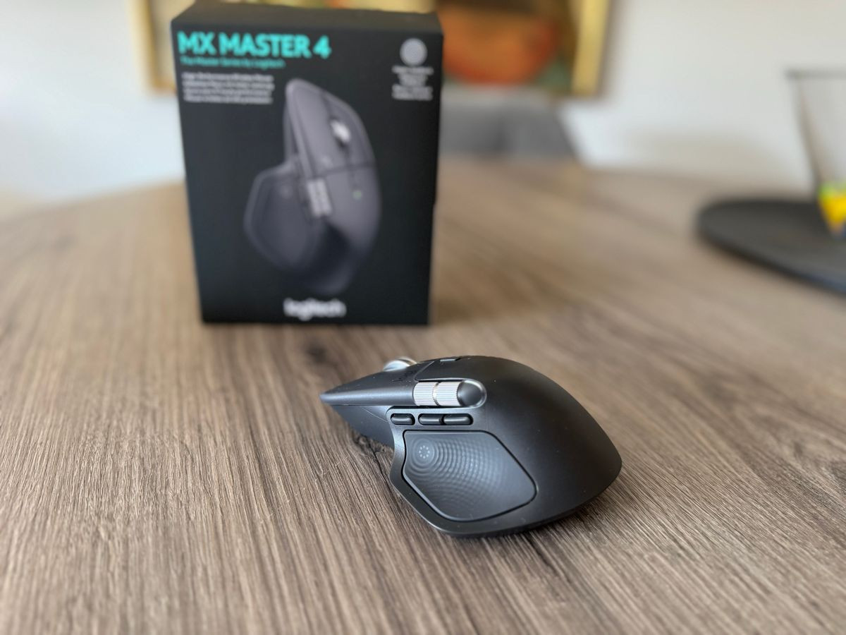Logitech MX Master 4 Review: Ένα πρωτοποριακό mouse για μέγιστη παραγωγικότητα και ευκολία Logitech MX Master 4 Review: Ένα πρωτοποριακό mouse για μέγιστη παραγωγικότητα και ευκολία
