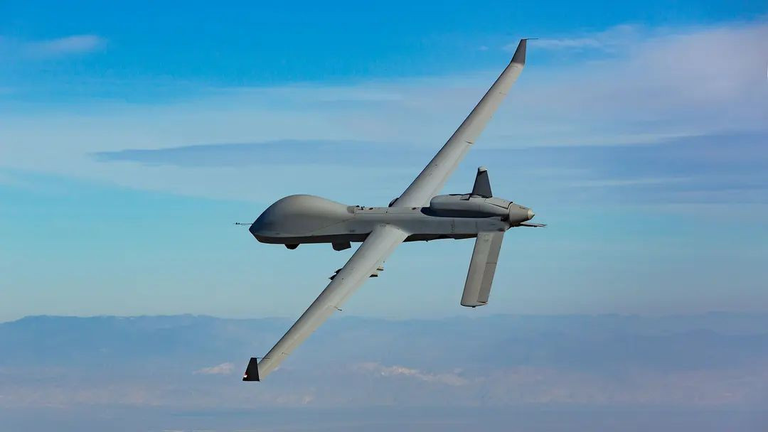 Το νέο «ιπτάμενο laser» του Αμερικανικού Στρατού που «τηγανίζει» drones εν πτήσει