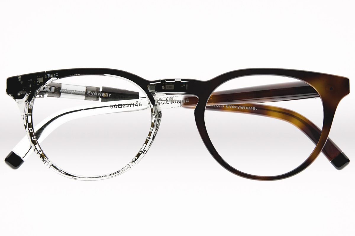 Γυαλιά που εστιάζουν μόνα τους αλλάζουν όσα ξέραμε για την πρεσβυωπία