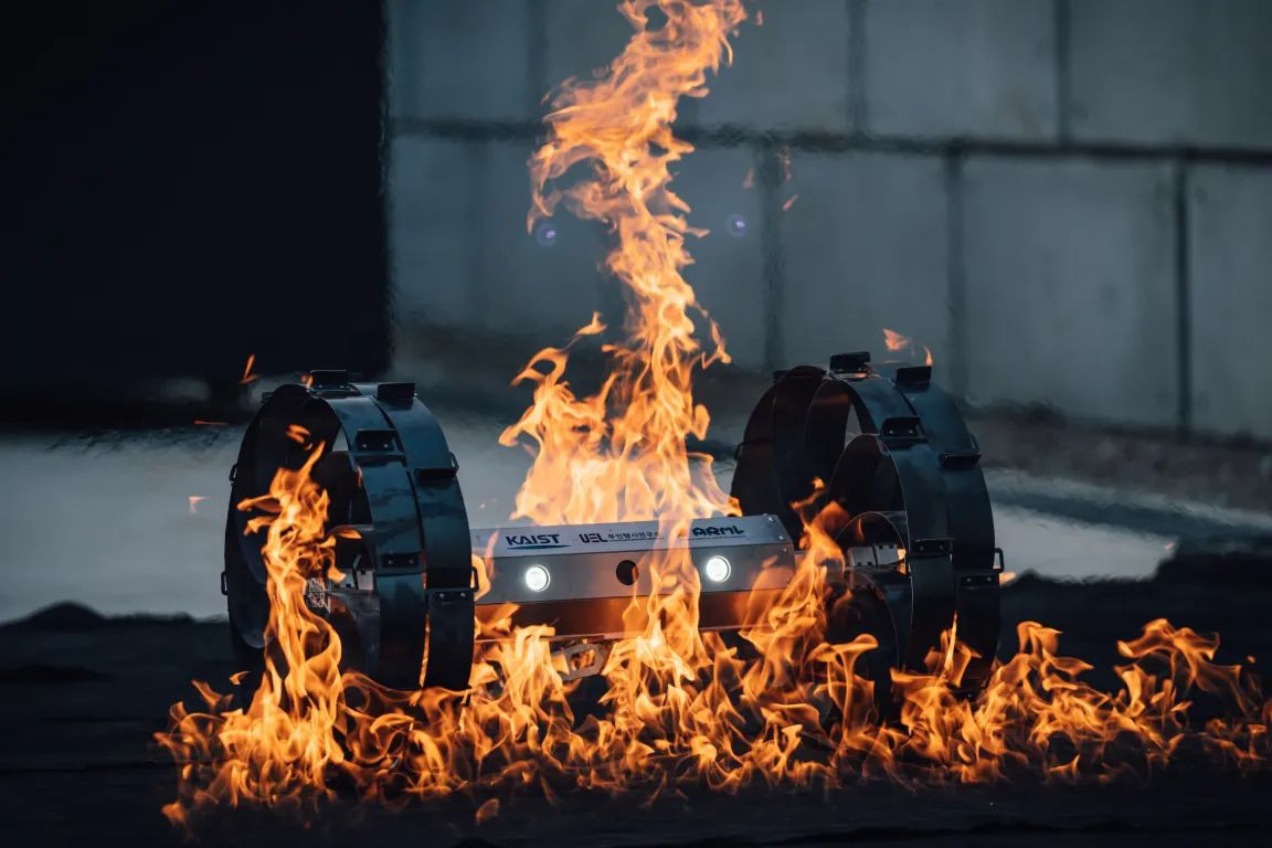 Σελήνη: Το ρομποτικό όχημα που «μεταμορφώνει» τους τροχούς του για να ξεκλειδώσει τα μυστικά του υπεδάφους