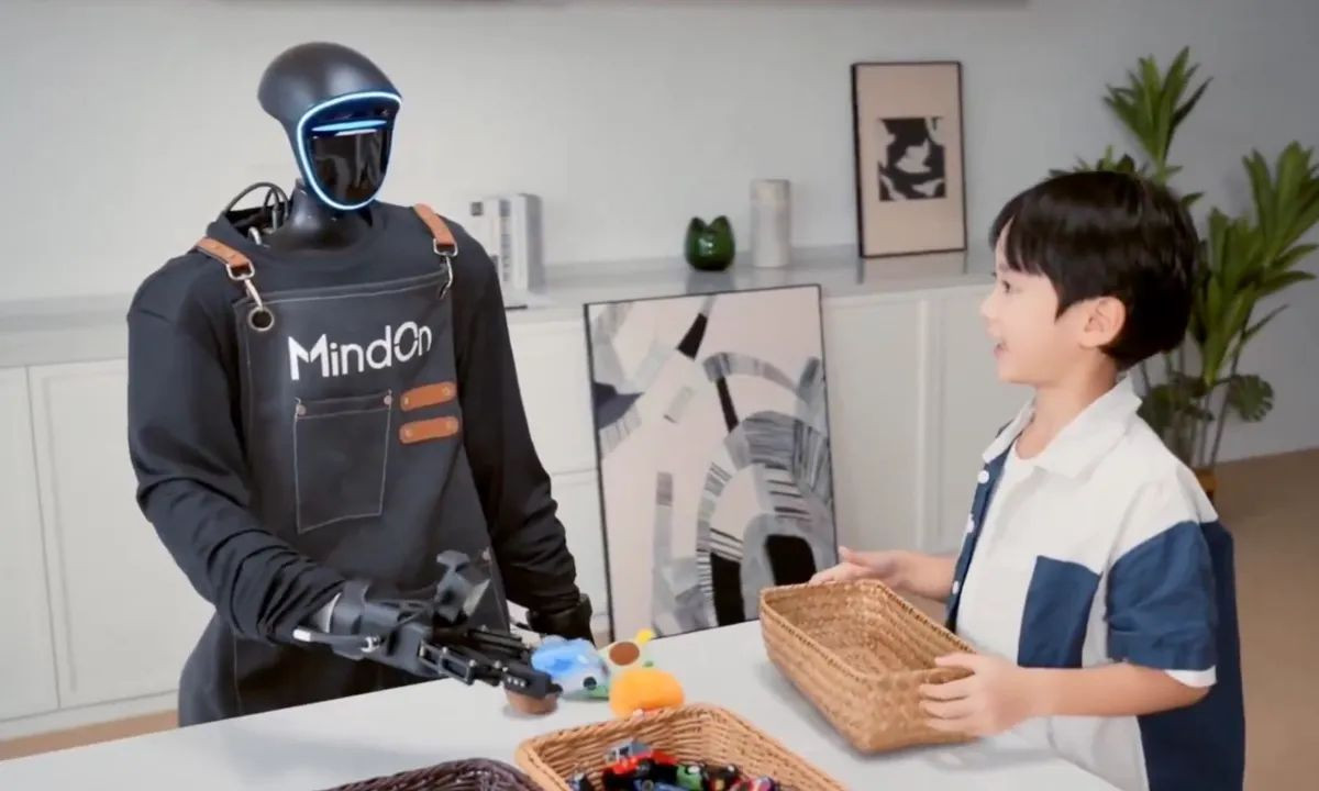 Έτσι θα κάνουμε δουλειές στο σπίτι; Νέο ανθρωποειδές ρομπότ μας δείχνει τι έρχεται [Video]