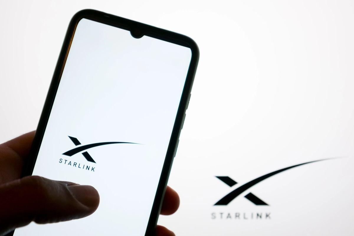 Starlink Mobile: Η «αθόρυβη» κίνηση των 20 δισ. δολαρίων που αλλάζει τον τηλεπικοινωνιακό χάρτη