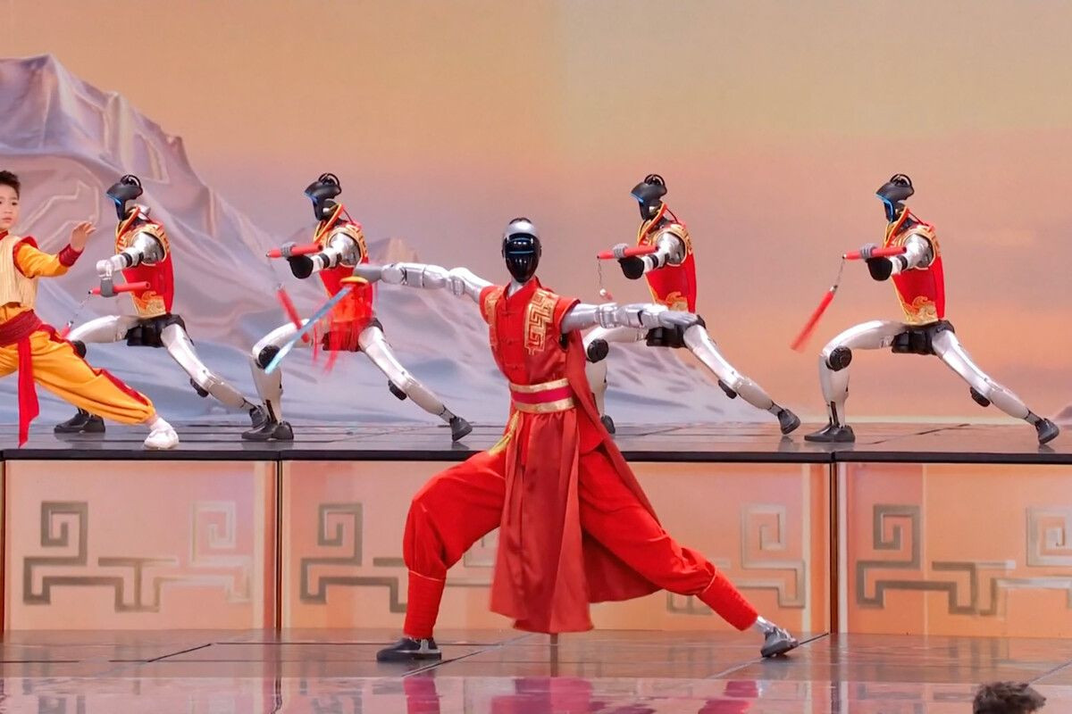 Ανθρωποειδή ρομπότ στην Κίνα: Η εντυπωσιακή επίδειξη Kung Fu show που ανησυχεί τη Δύση [Video]