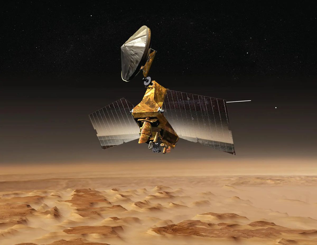 Mars Reconnaissance Orbiter: 20 χρόνια σε τροχιά με εντυπωσιακές φωτογραφίες του Άρη