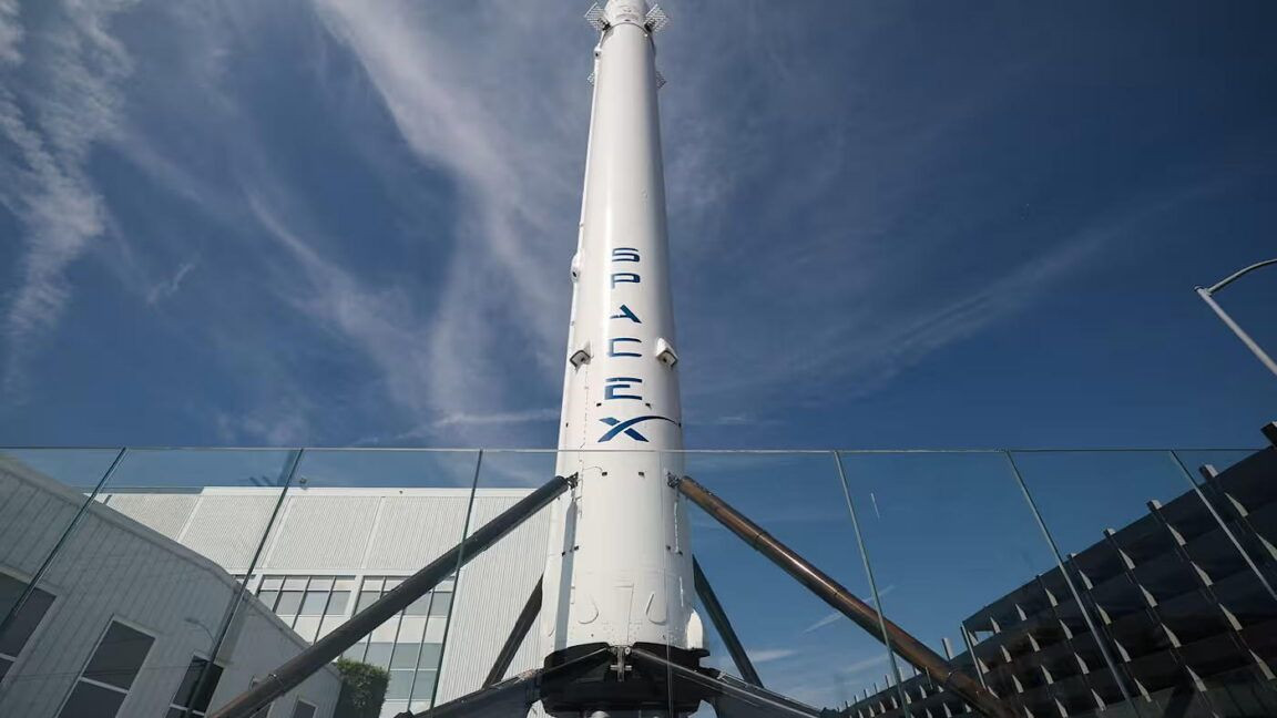 Η SpaceX μπαίνει στο Χρηματιστήριο με στόχο το $1.75 τρισ.!
