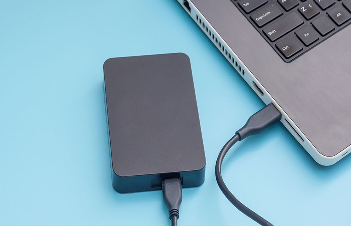 World Backup Day: Πώς να ασφαλίσετε τα ψηφιακά σας αρχεία - Ο κανόνας 3-2-1 και η χρήση των passkeys