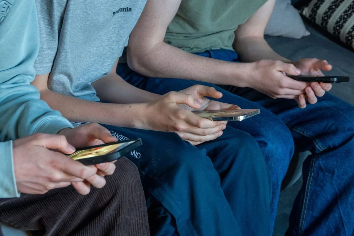 Η ΕΕ βάζει στο στόχαστρο τα VPN για την παράκαμψη της ταυτοποίησης ηλικίας