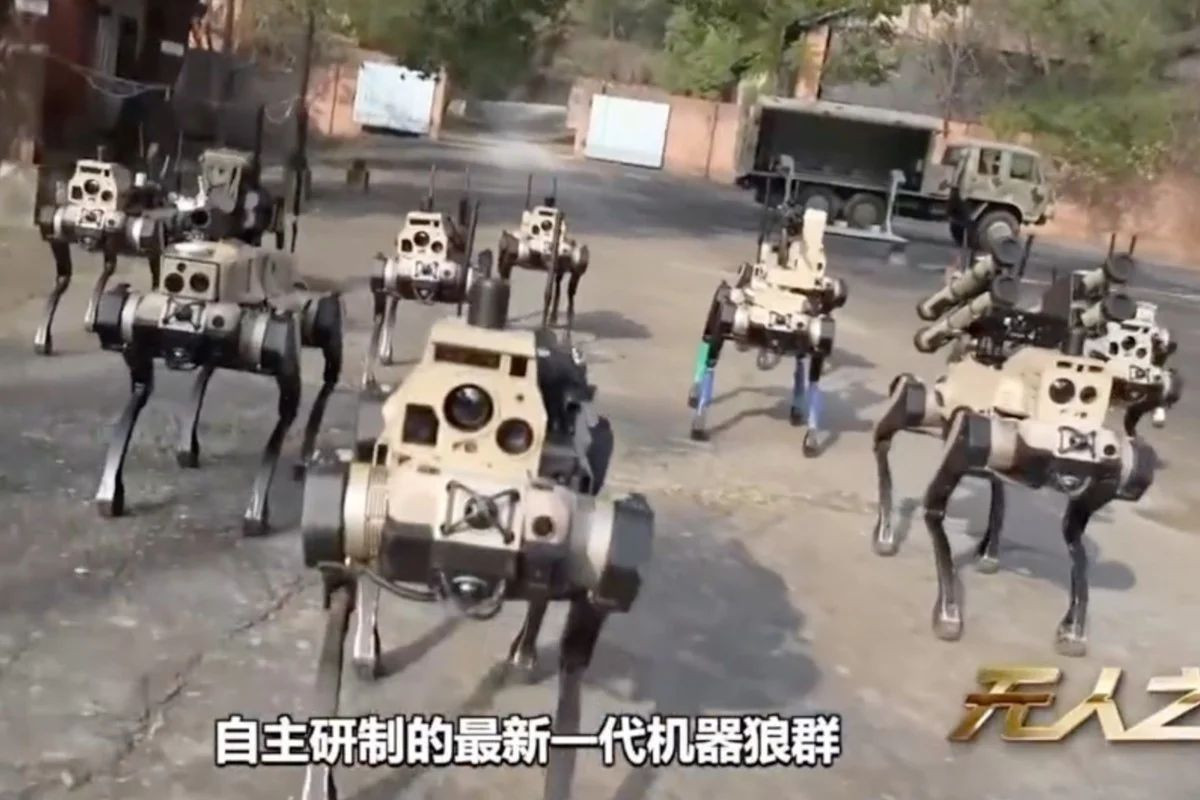 Η Κίνα εξελίσσει τα στρατιωτικά ρομπότ - σκυλιά σε αγέλες για αστικές συμπλοκές