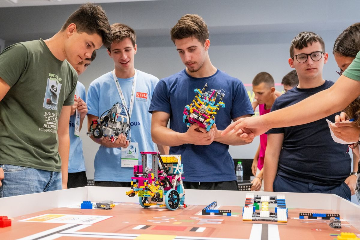 Διαγωνισμός STEM 2026: Η AI στο επίκεντρο με την υποστήριξη της COSMOTE TELEKOM