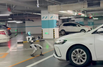 Unitree G1: Το μικρό ανθρωποειδές ρομπότ τραβά αυτοκίνητο σαν να είναι παιχνίδι [Video]