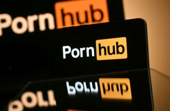 Πώς επηρεάζει τους χρήστες στην Ελλάδα η νέα έρευνα της Κομισιόν για το Pornhub και το XNXX