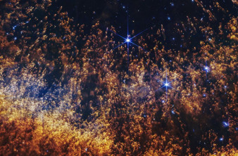 Το James Webb «ξεκλειδώνει» τα μυστικά του Νεφελώματος της Έλικας: Μια ματιά στο μέλλον του δικού μας Ήλιου