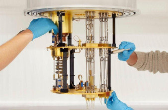 Rational Quantum Mechanics: Τέλος στην ανησυχία για τη συντριβή των κωδικών μας από κβαντικούς υπολογιστές