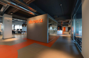 Στα χέρια της BlackStone η Skroutz έναντι 635 εκατ. ευρώ!
