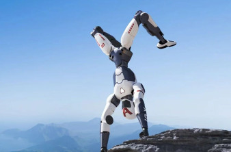 Ανθρωποειδές ρομπότ κάτω από €5.000: Η Unitree λανσάρει το R1 παγκοσμίως μέσα από το AliExpress!