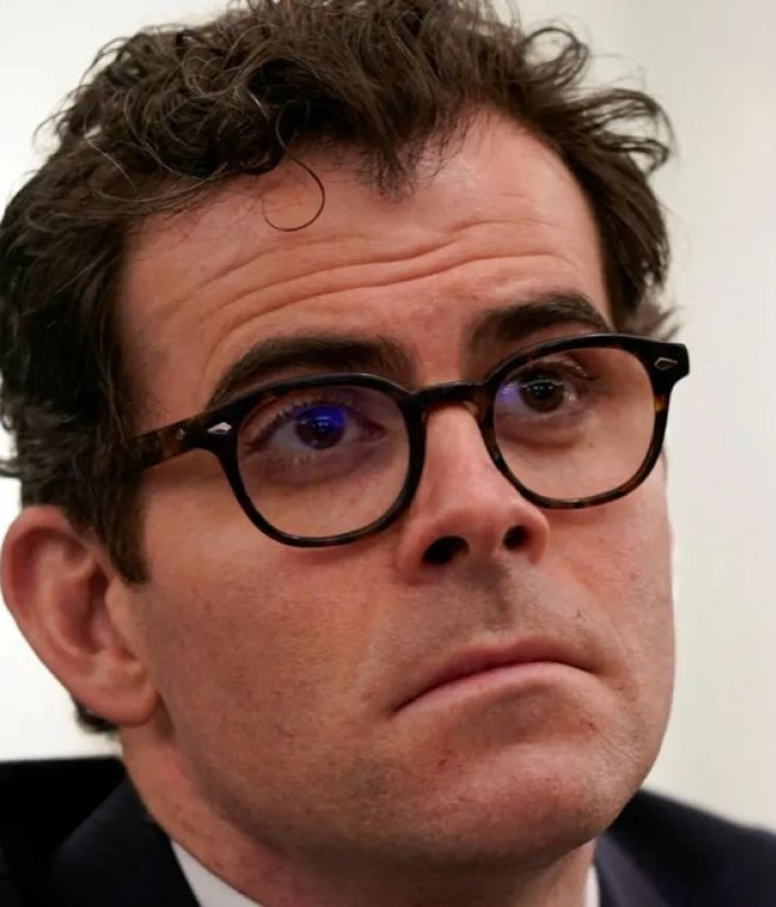 «Δεν είναι εθισμός, είναι συνήθεια»: Η θέση του CEO του Instagram για το 16ωρο scrolling...