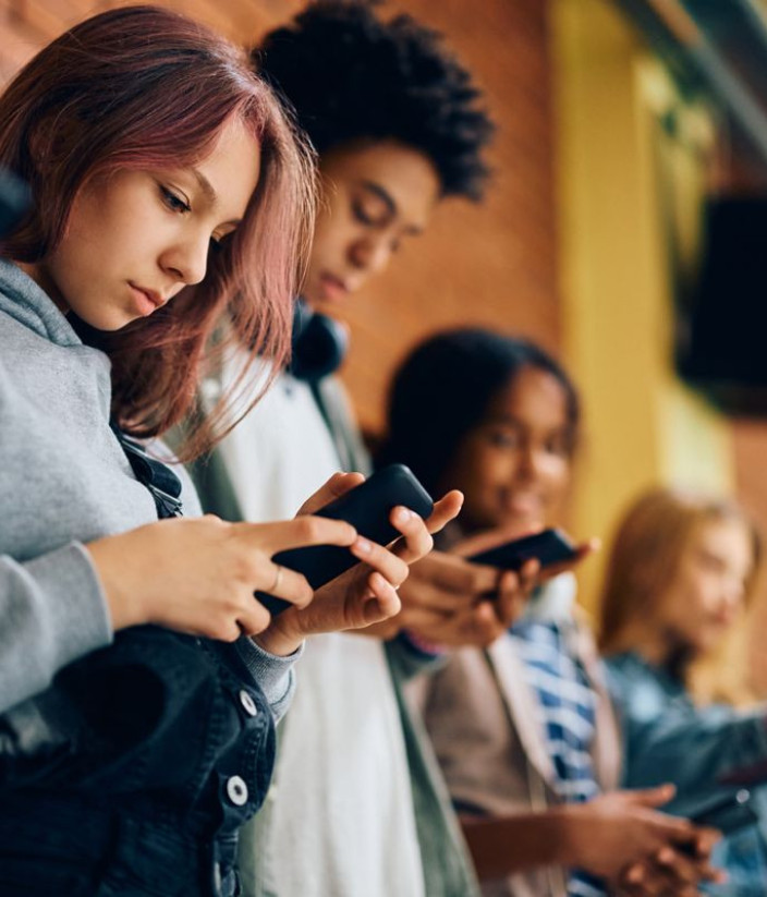 Επίσημο: Απαγόρευση των social media στην Ελλάδα για ανηλίκους κάτω των 15 ετών από το 2027