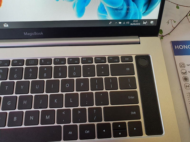 Honor 20 Pro: Σε νέο χρώμα, με EMUI 10 και εφαρμογή για άτομα με προβλήματα όρασης | 