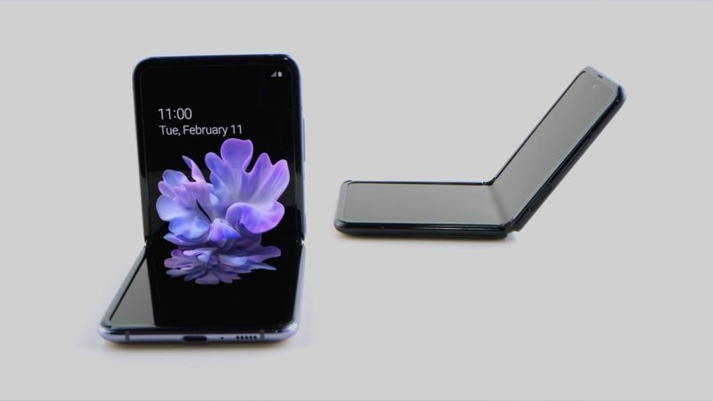 Samsung Galaxy Z Flip: Επίσημα το πρώτο αναδιπλούμενο smartphone με γυαλί στην εύκαμπτη οθόνη | 