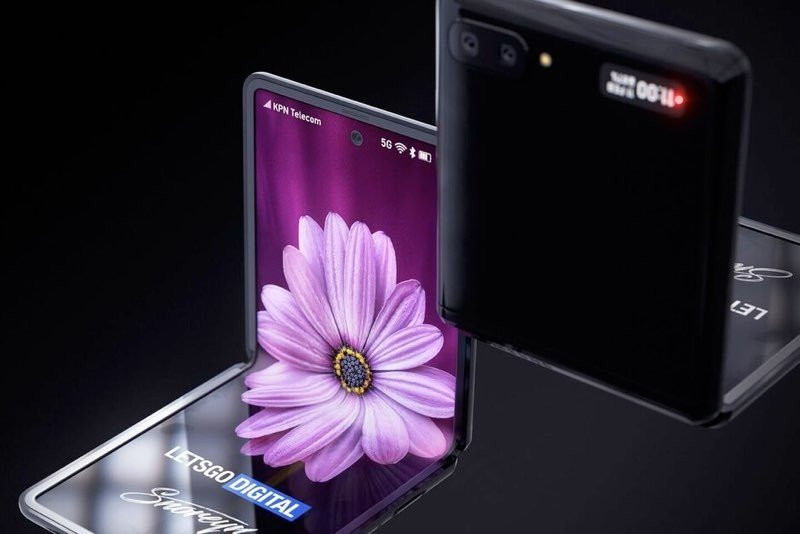 Samsung Galaxy Z Flip: Εντυπωσιακά renders για το νέο αναδιπλούμενο smartphone | 