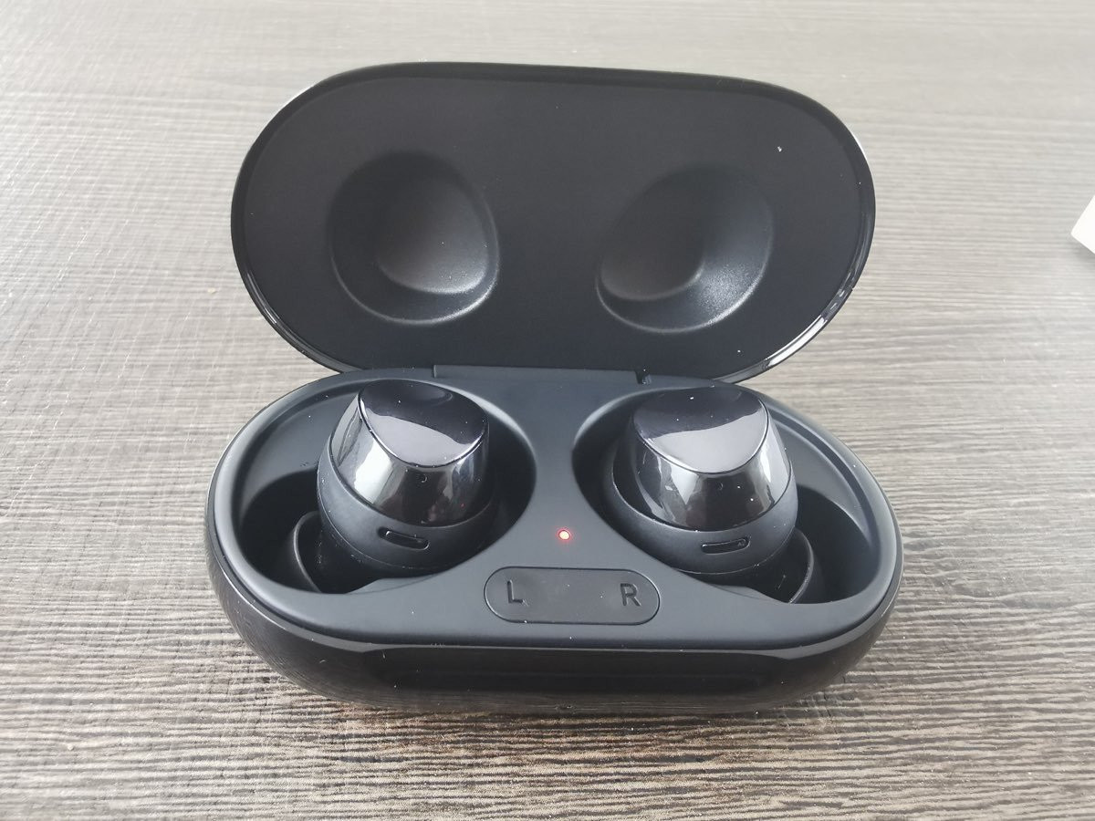 Samsung Galaxy Buds+: Σημαντικά βελτιωμένα με μεγάλη αυτονομία! [Review] | 