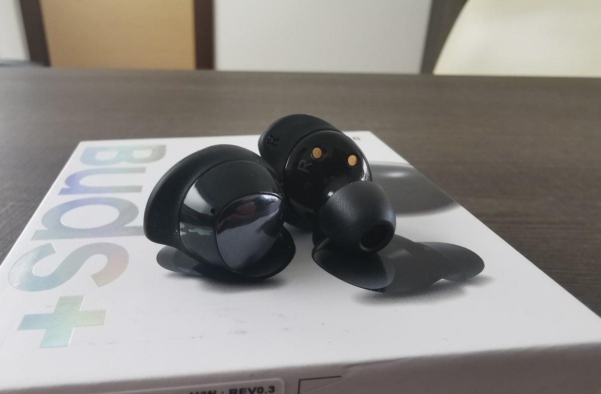 Samsung Galaxy Buds+: Σημαντικά βελτιωμένα με μεγάλη αυτονομία! [Review] | 