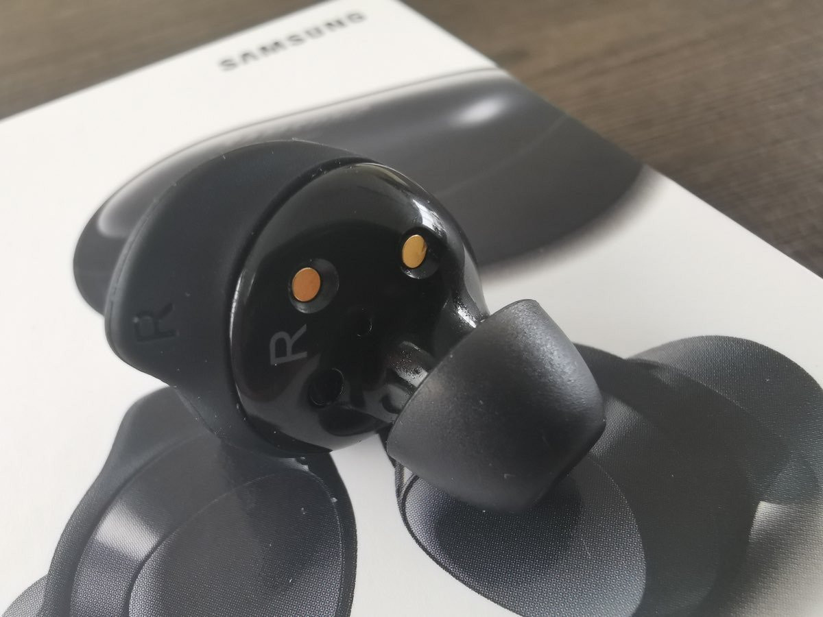 Samsung Galaxy Buds+: Σημαντικά βελτιωμένα με μεγάλη αυτονομία! [Review] | 
