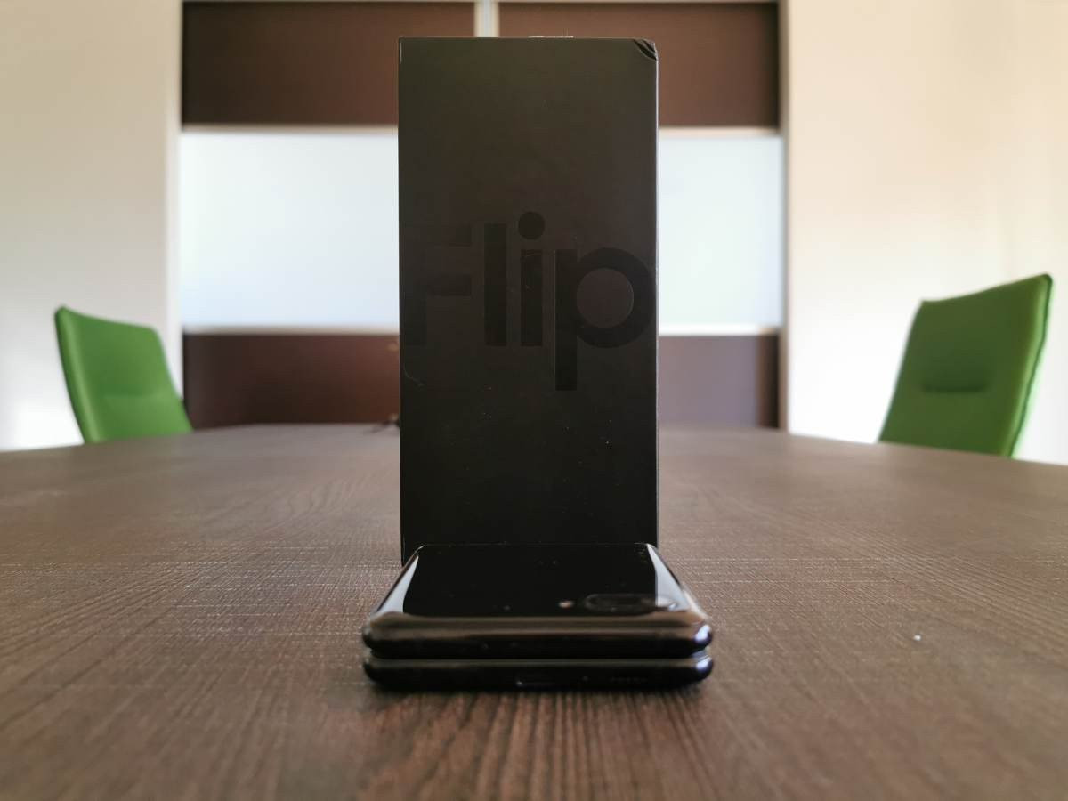 Samsung Galaxy Z Flip: Δύο εβδομάδες παρέα με το αναδιπλούμενο clamshell [Review] | 