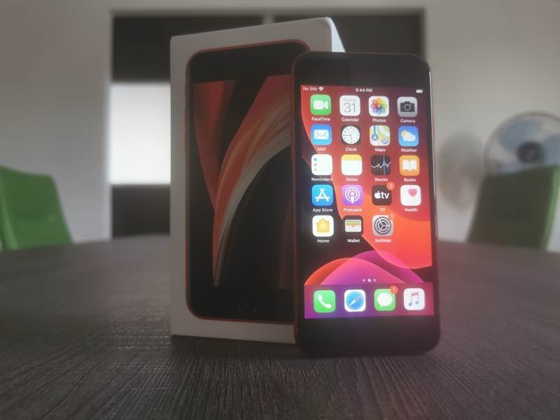 iPhone SE 2020 Review | 
