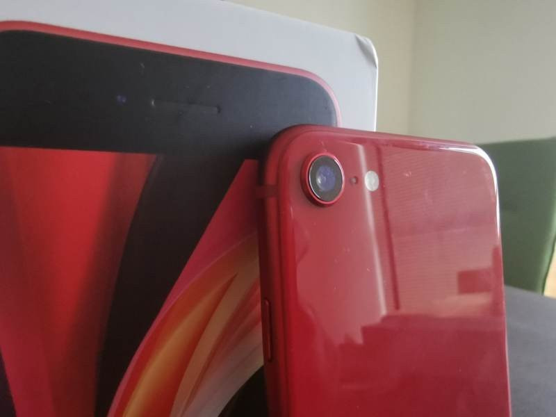 iPhone SE 2020 Review | 